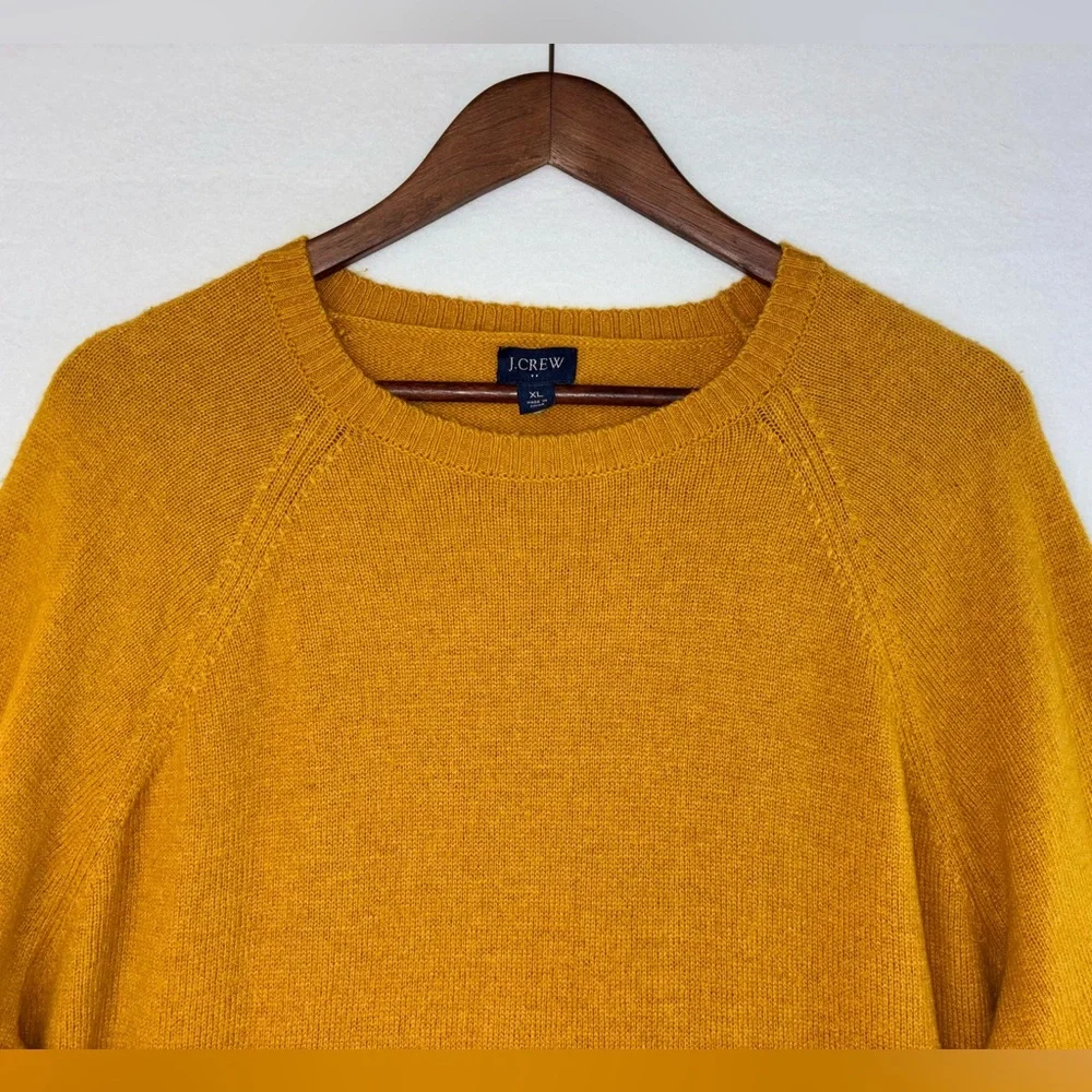 J. CREW Lamb's Wool Sweater Men's Long Sleeve Yellow Mustard Crew Large XL‎